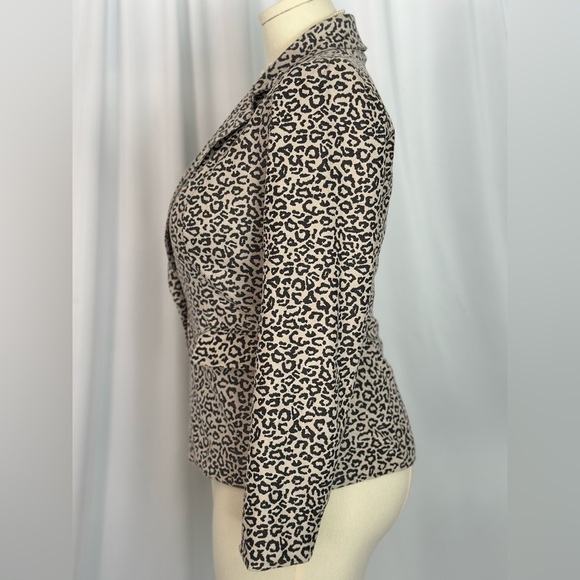 INC International Concepts Black and Cream Blazer with Animal Print (740) - Picture 4 of 13